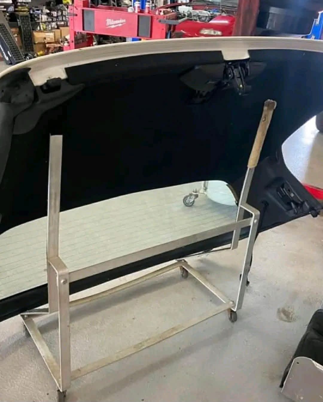 OEM White Hardtop for Mazda Miata NC (2006–2015). - Image 2