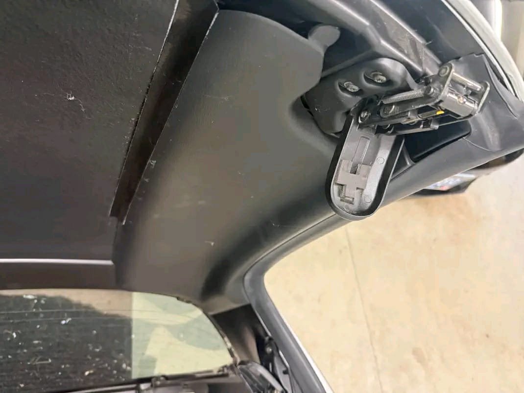 Brand new OEM Black, white and silver metallic Hardtop. - Image 2
