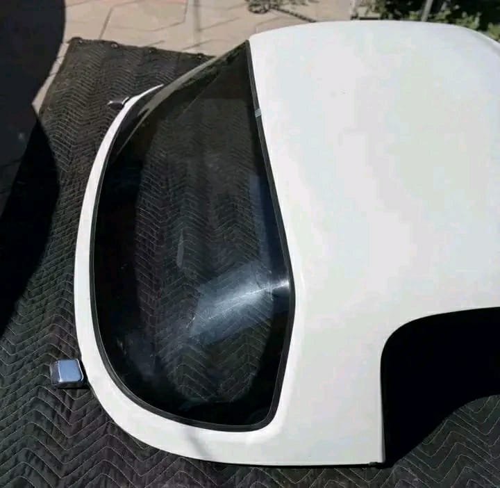 OEM White Mx-5 Mazda Miata Hardtop - Image 2