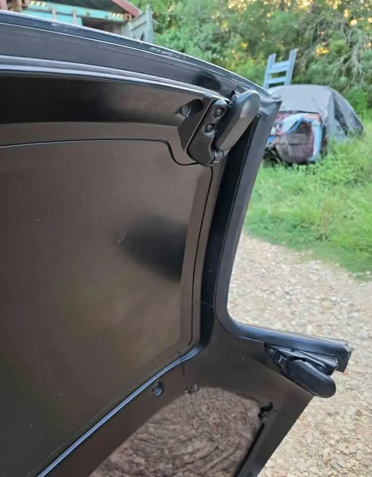 Oem Mazda Miata Hardtop - Image 2