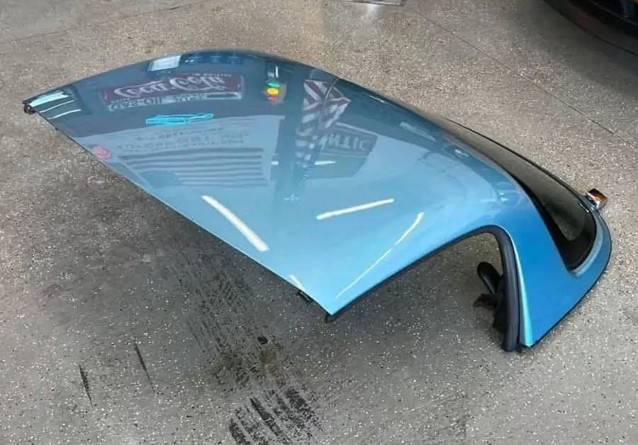 OEM Miata hardtop. - Image 4